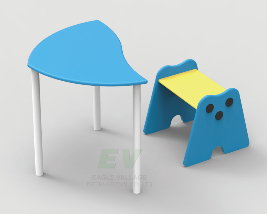 LITTLE MONSTER TABLE & CHAIR